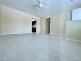 26141 Yale - Photo 3