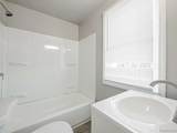 9744 Lakepointe - Photo 17