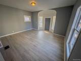 1226 Grand River - Photo 5