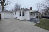 5651 Fenton - Photo 2