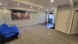 909 Main - Photo 10