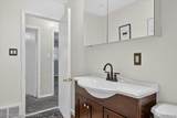 2555 Boston - Photo 20