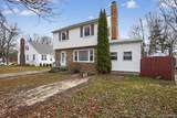 609 Everett - Photo 5