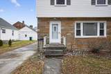 609 Everett - Photo 7