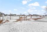 39520 Venetian - Photo 36