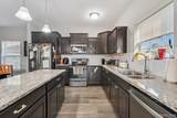 42811 Colonial - Photo 8