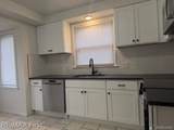 14852 Warwick - Photo 11