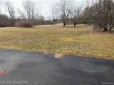 12113 Carpenter - Photo 3
