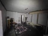 2575 Ashland - Photo 2