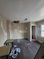2575 Ashland - Photo 5