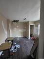 2575 Ashland - Photo 7