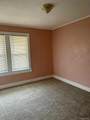 2911 Glendale - Photo 10
