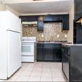 132 Howard - Photo 8