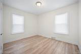 7239 Barrie - Photo 3