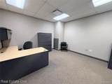 34381 Gratiot Avenue - Photo 11