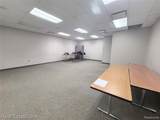 34381 Gratiot Avenue - Photo 2