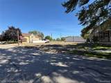 1114 1st - Photo 17