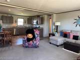 102 Sycamore - Photo 3
