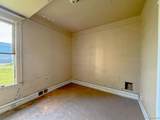 1540 Saint Clair - Photo 13