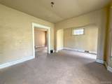 1540 Saint Clair - Photo 17