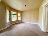 1540 Saint Clair - Photo 18