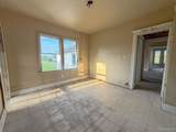 1540 Saint Clair - Photo 25