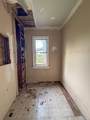 1540 Saint Clair - Photo 9