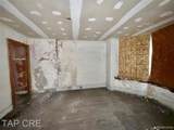 1092 Grand - Photo 11