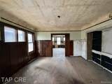1017 Grand - Photo 11