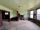 1017 Grand - Photo 3