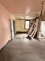 710 Sloan - Photo 10