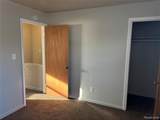 20801 Plymouth - Photo 18