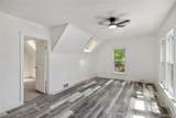 242 Crocker - Photo 4