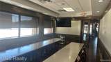 3364 Rochester Rd - Photo 9