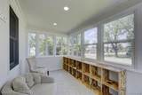 335 Lincoln - Photo 3