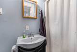 914 Courtney - Photo 19