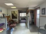 1104 Scott - Photo 11