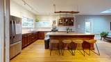 738 Wealthy - Photo 13