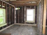 562 Van Buren - Photo 12