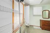 921 Hancock - Photo 12