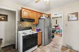 8304 Robson - Photo 9