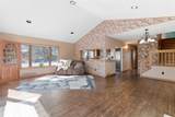 1452 Langfield - Photo 5