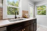 936 Superior - Photo 17
