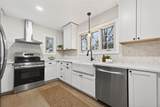 932 Lincoln - Photo 2