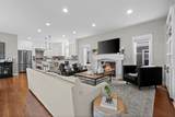 819 Irving - Photo 15