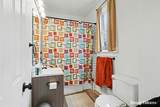 3047-3049 Highgate - Photo 19