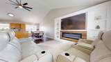 6590 Robindale - Photo 7