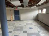 325 Centre - Photo 5