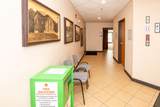 302 Front - Photo 17