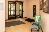 302 Front - Photo 18
